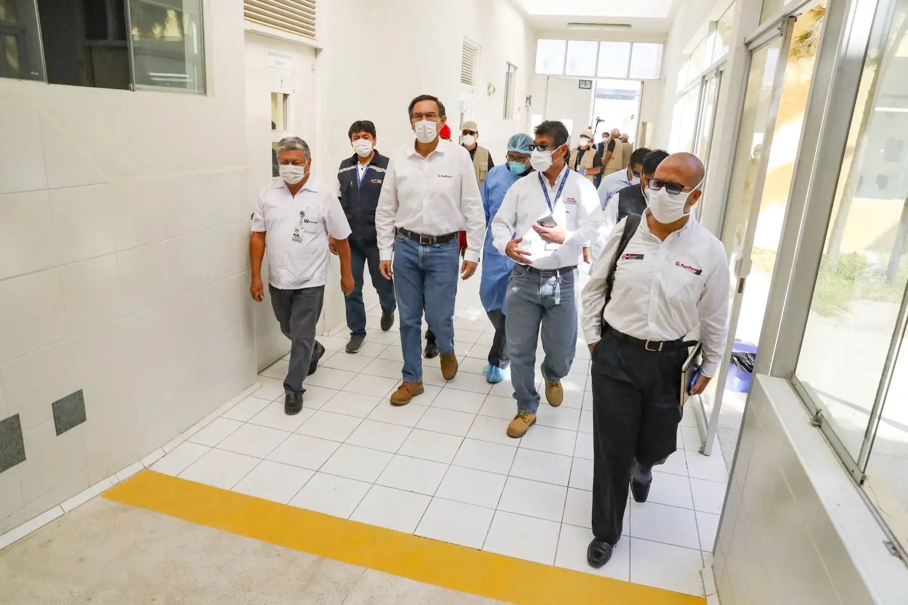 Presidente Vizcarra visitó laboratorio regional de salud pública de Tacna