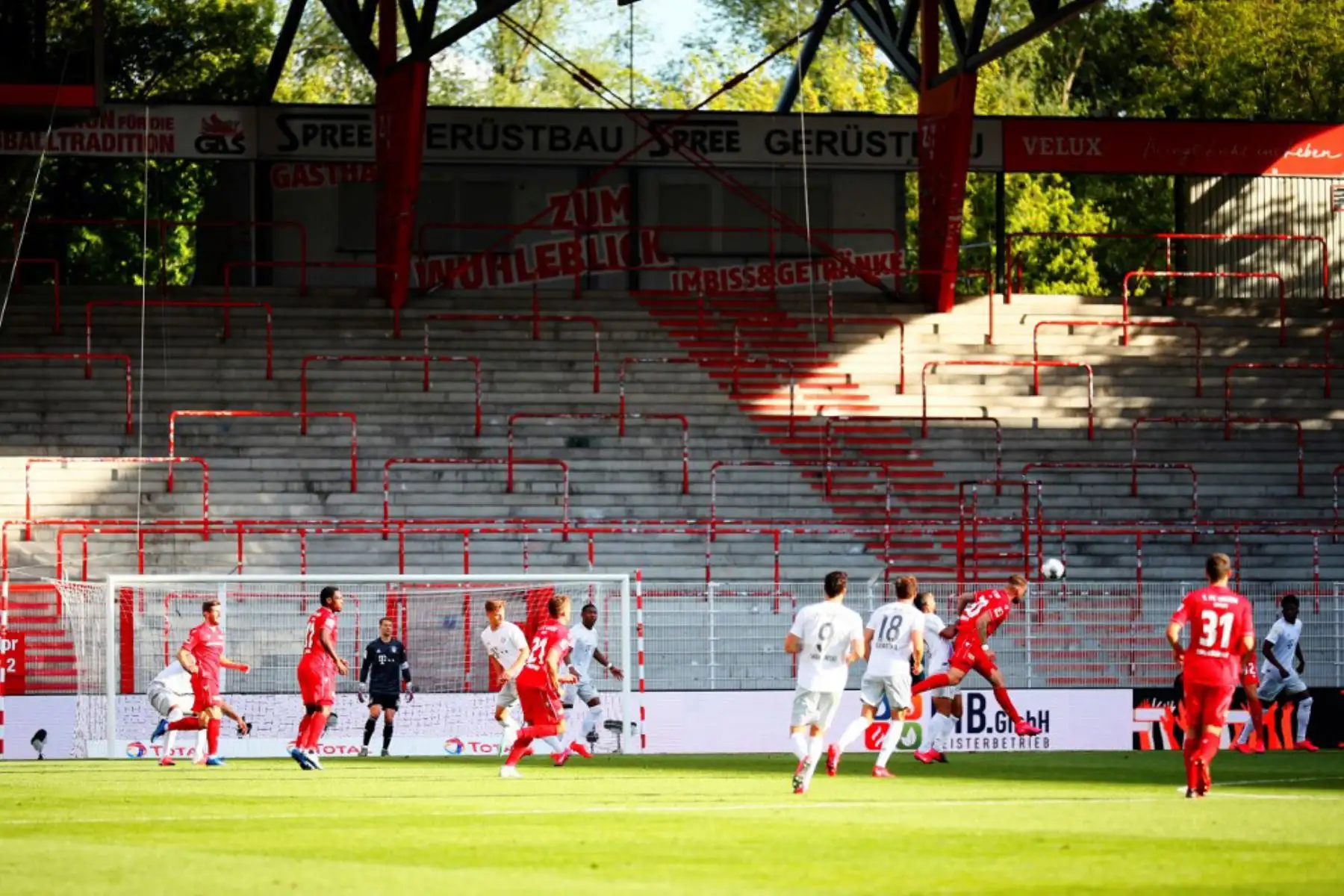 Bayern Munich vs. Unión Berlín se enfrentan por la Bundesliga en su reinicio tras confinamiento. Foto: FC Bayern