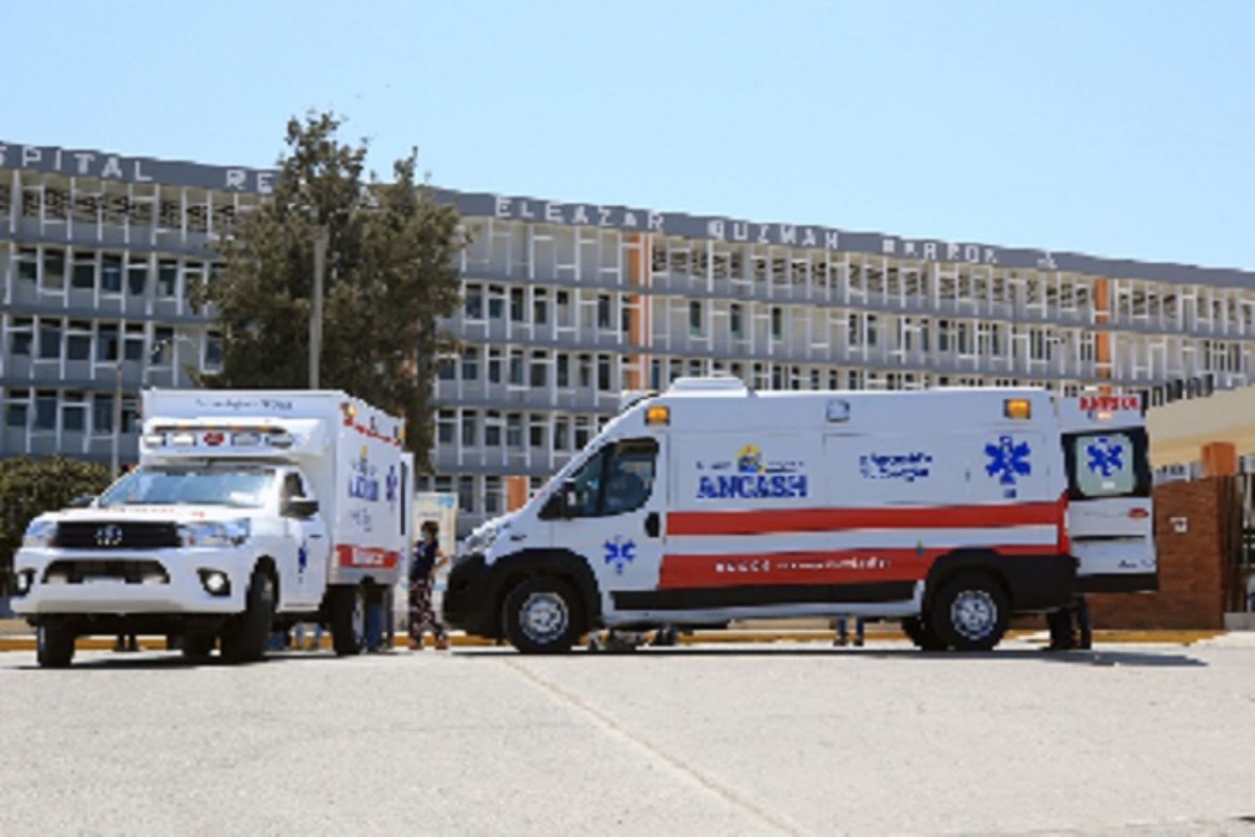 El Ministerio de Salud y el Gobierno Regional de Áncash suscribieron un convenio para instalar 100 camas en Hospital Regional de Chimbote para mejorar la atención de pacientes con coronavirus. ANDINA/Difusión