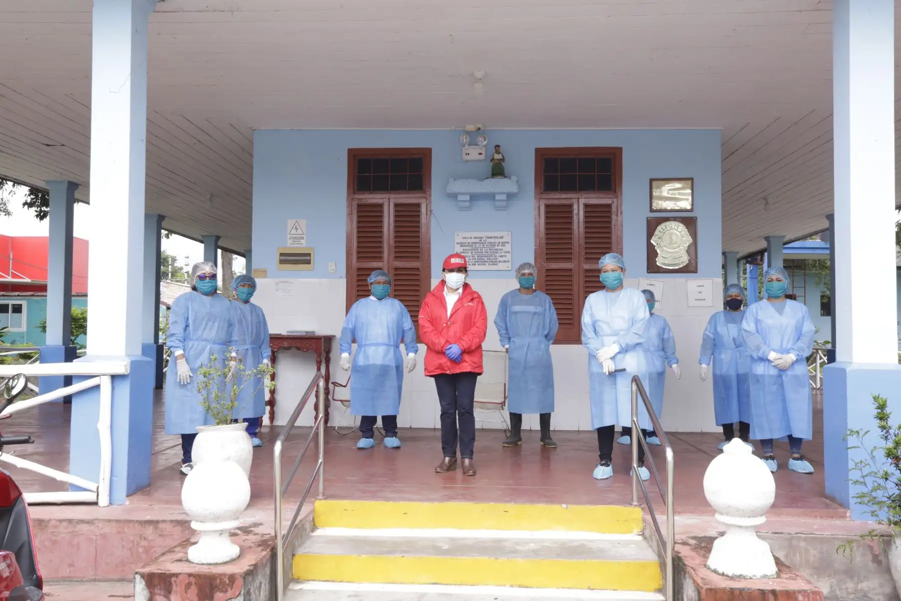 La ministra De la Mujer y Poblaciones Vulnerables, Gloria Montenegro, visitó los Centros de Acogida Residencial Santa Lorena y VIDAS de Loreto, para informar sobre las medidas que ayudarán a evitar el contagio del Covid-19. Foto: ANDINA/MIMP