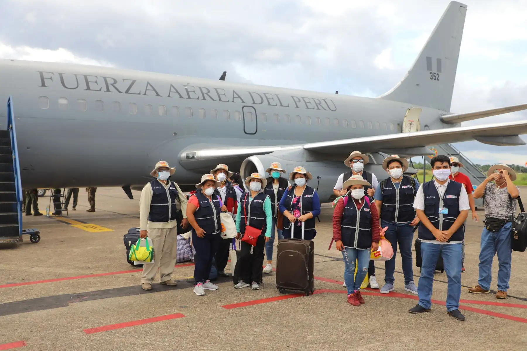 El presidente del Consejo de Ministros, Vicente Zeballos y una comitiva llegaron a Iquitos para inspeccionar el funcionamiento de los servicios de salud, orden interno y mercados, frente a la emergencia sanitaria ocasionada por el Covid-19. Foto: ANDINA/PCM