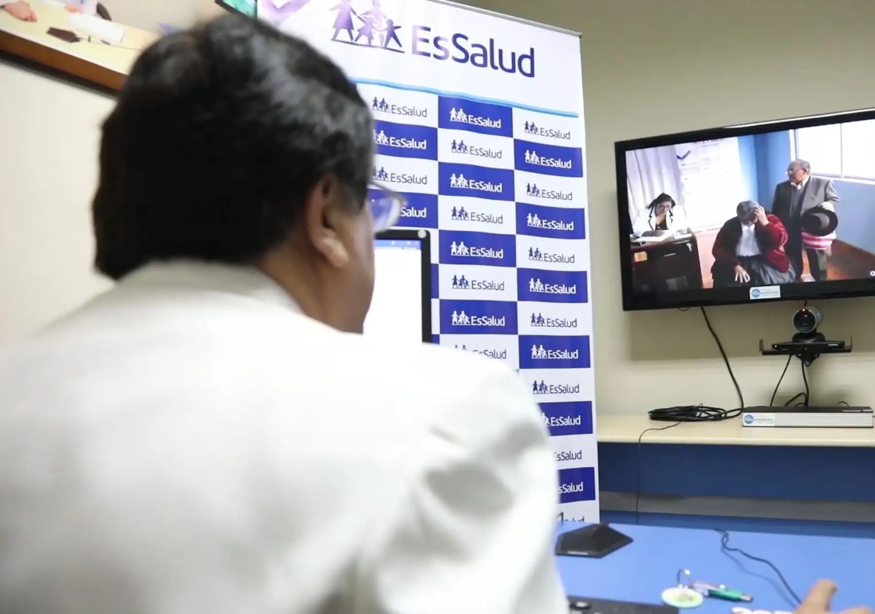 Médicos del PADOMI los evalúan telefónicamente y atención concluye con entrega de medicamentos.