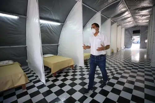 Instalan hospital de campaña en Chimbote con capacidad para 90 pacientes covid-19. Foto: Cortesía Gonzalo Horna