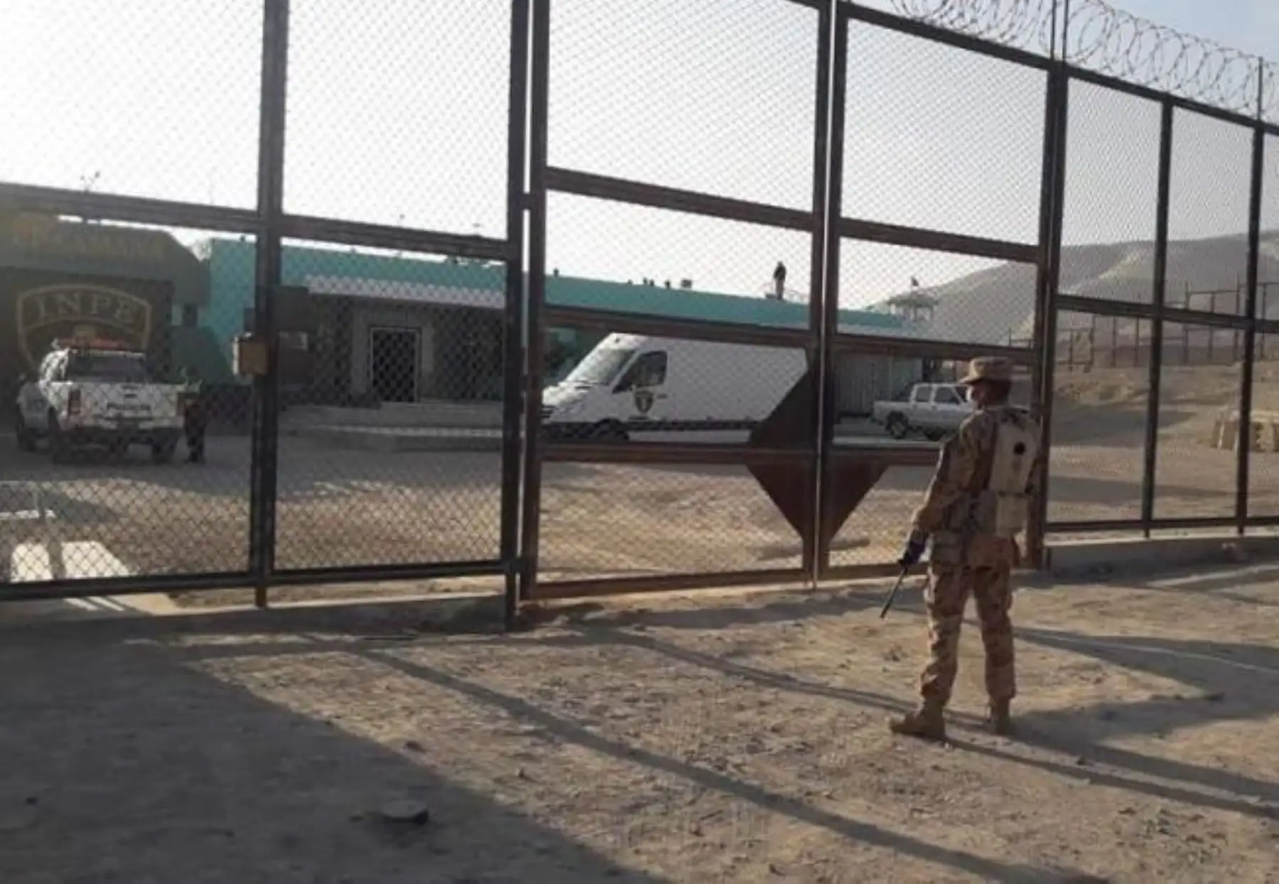 El Inpe informó que se restableció el control en el establecimiento penal de Camaná, en Arequipa, con ayuda de la Policía Nacional. Foto: Radio Nacional