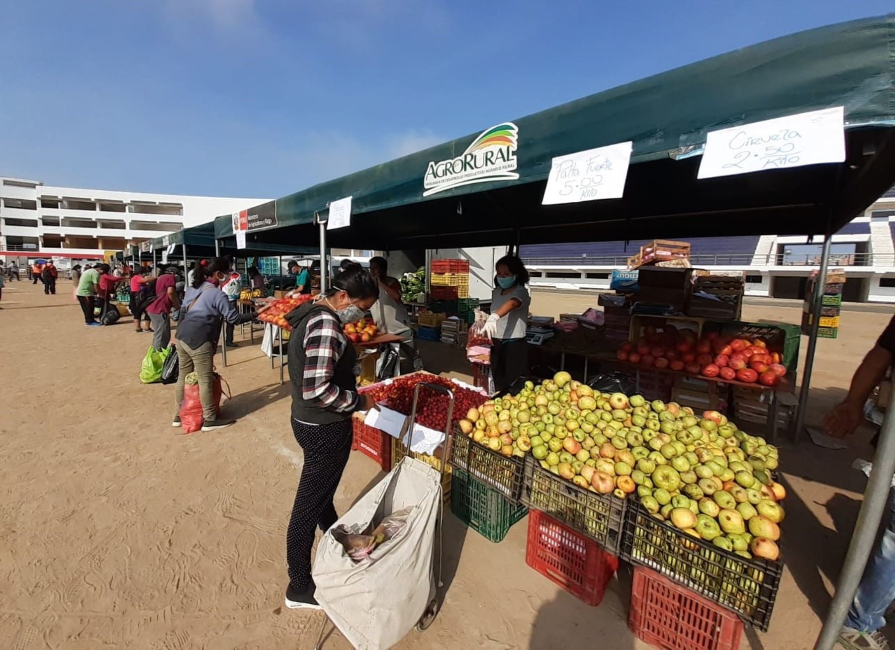 Mercado Minagri De la Chacra a la Olla llega hoy al distrito de Santa Rosa de Quives, en la provincia limeña de Canta.