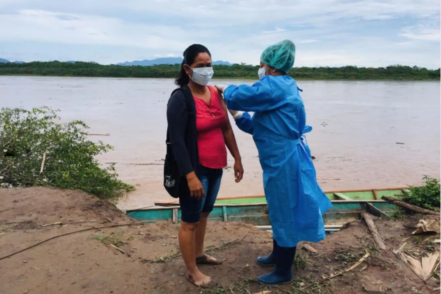 Brigadas de vacunación del Minsa, llegaron al caserío Inayuca en SanMartín, para cuidar a más peruanos contra la influeza y neumococo.Foto:ANDINA/Minsa