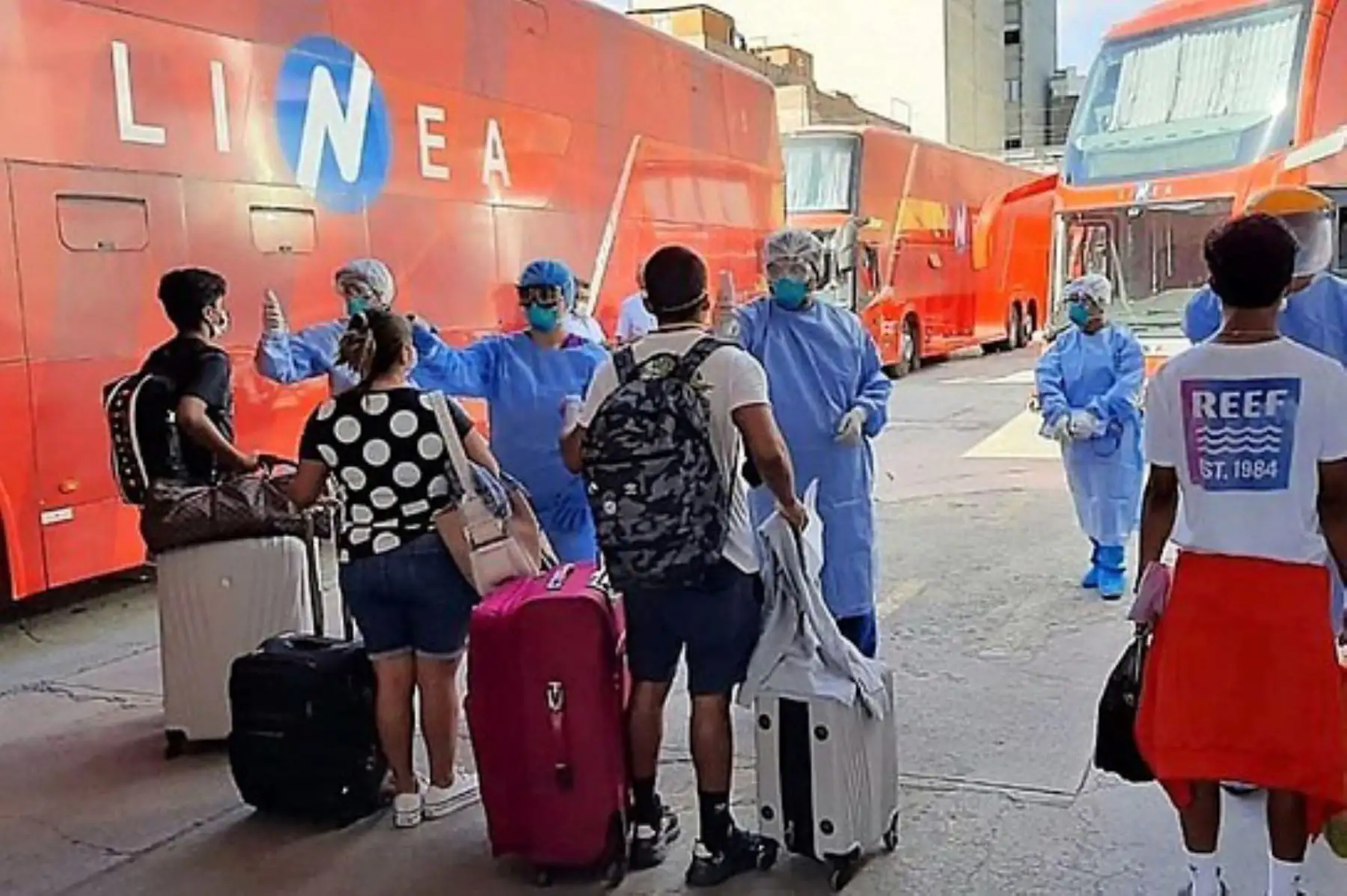 Continúa el traslado humanitario de personas que requieren retornar a sus localidades de origen por causa del covid-19.