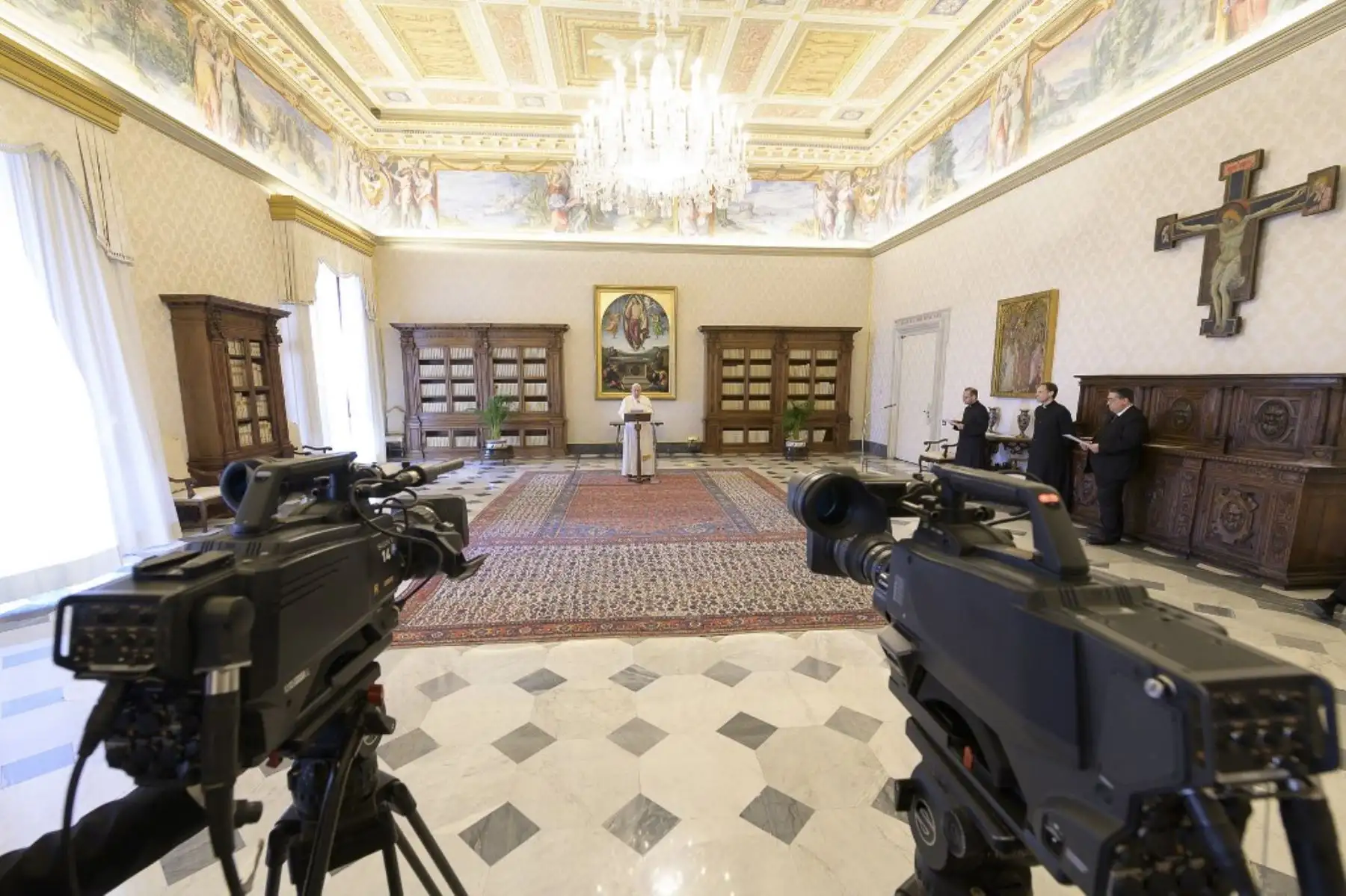 Papa Francisco durante su oración en vivo del Ángelus desde el Vaticano. Foto: AFP