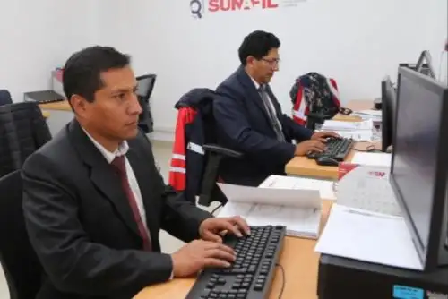 INTERNET/Medios