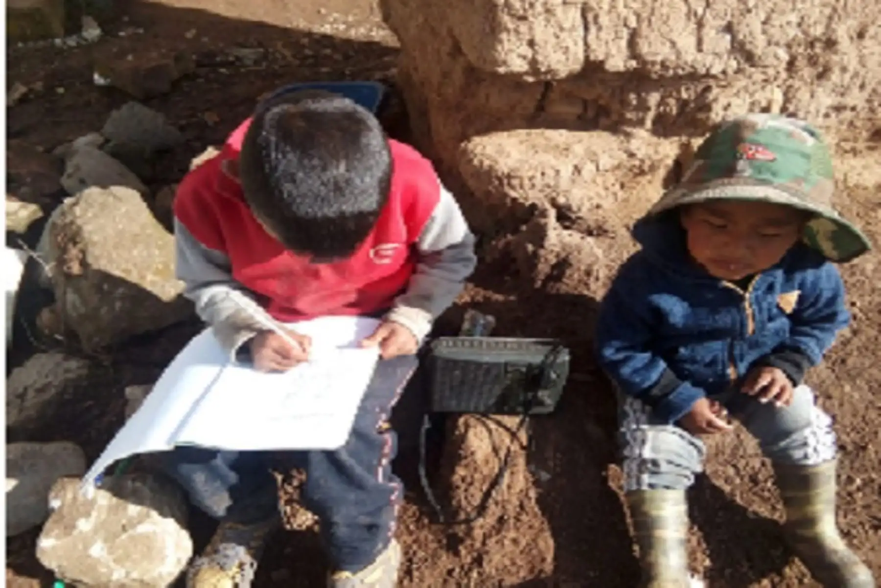 Tres radios autorizadas en distrito huanuqueño de Puños transmiten estrategia Aprendo en casa. ANDINA/Difusión