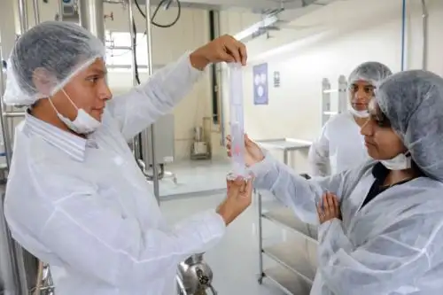 Jóvenes investigadores tienen solo hasta hoy para postular a las becas de Concytec