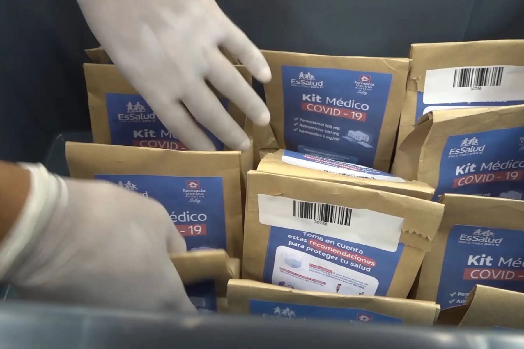 Kit Médico COVID-19 que distribuye EsSalud para combatir la pandemia. Foto: ANDINA/EsSalud