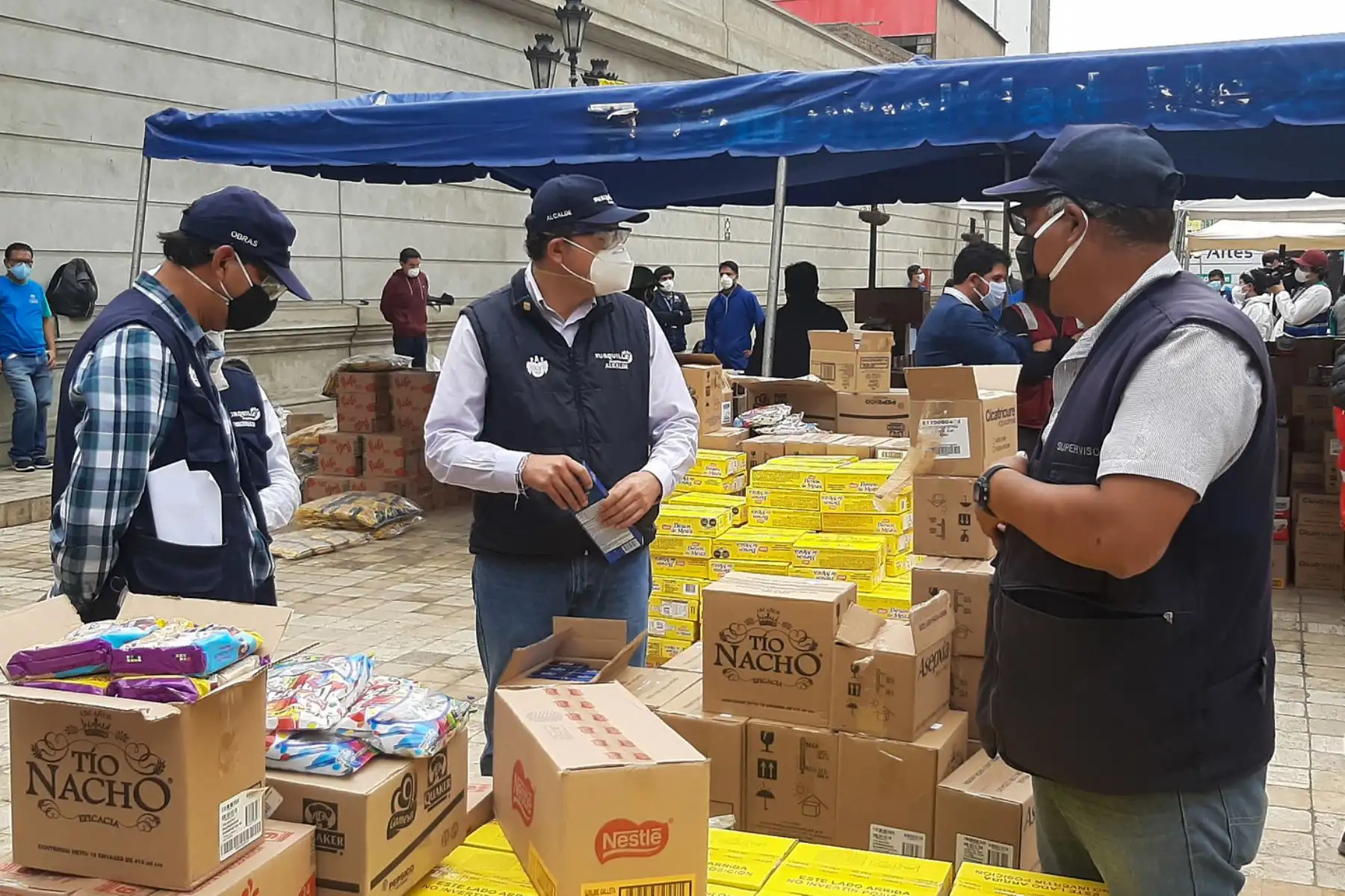 Municipalidad Metropolitana de Lima realiza entrega de kits de aseo personal a trabajadores de limpieza de 26 municipalidades.

Foto: Municipalidad de Lima