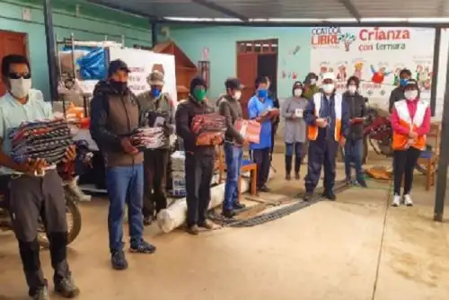 Maestros cusqueños diseñaron cuadernos de trabajo y audios con cuentos en quechua y español para los escolares de las comunidades rurales de la provincia cusqueña de Quispicanchi.