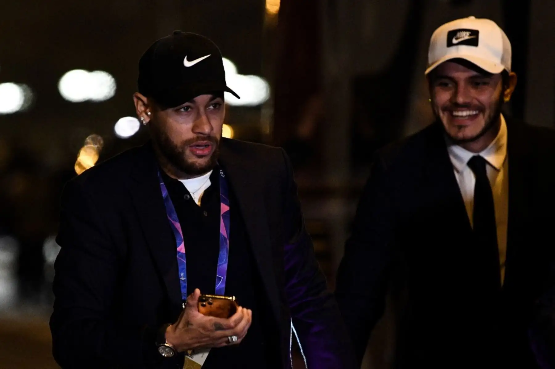 Neymar debe pagar una muta de 16 millones de dólares al fisco brasileño