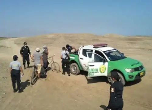 Autoridades detienen a tres sujetos que intentaban perforar pozo de agua en zona intangible del complejo arqueológico Chan Chan, en Trujillo. ANDINA/Difusión