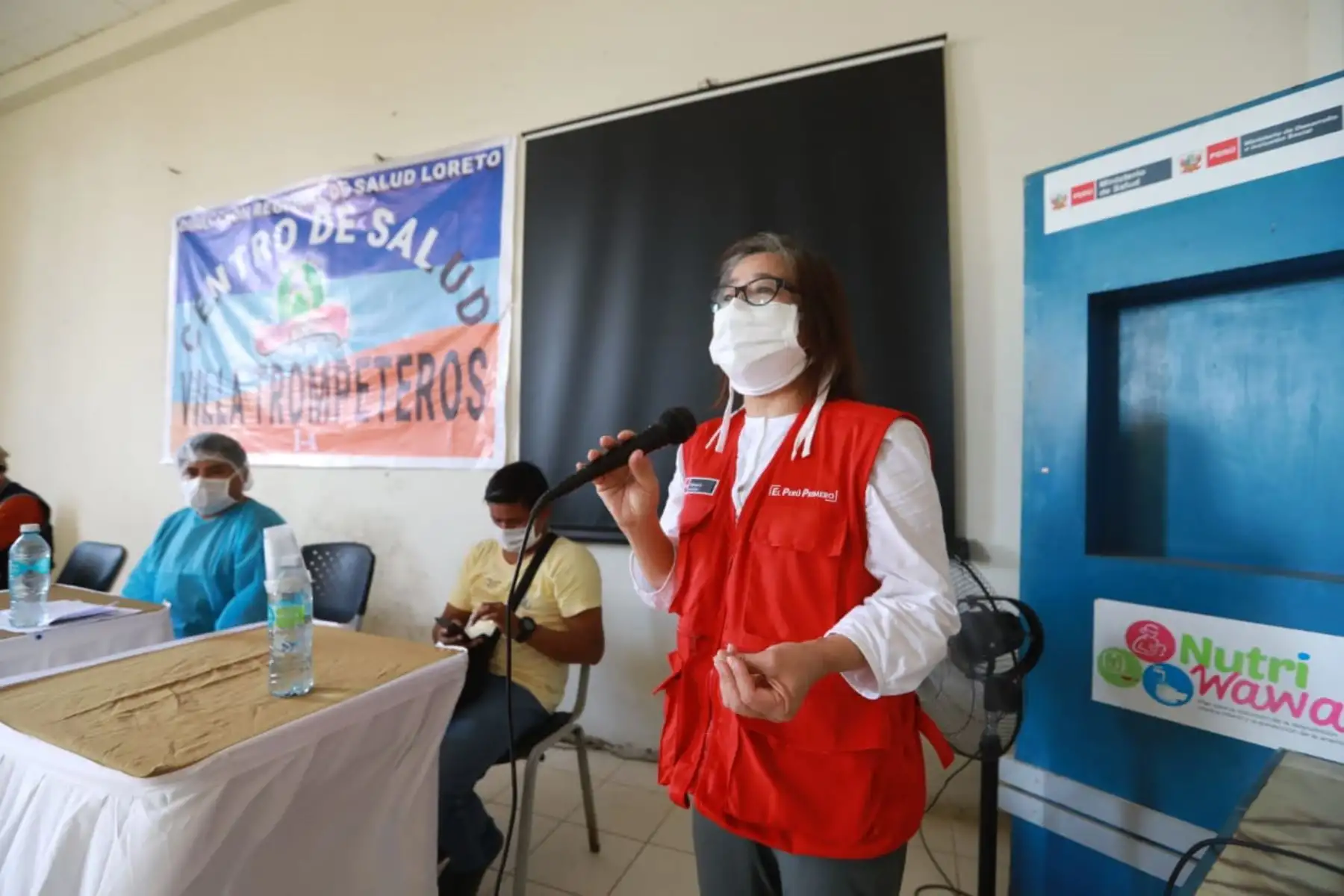 Minsa ha iniciado la atención sanitaria priorizando su labor en beneficio de 39 comunidades nativas de la población indígena Achuar, Kichwa y Urarina, en Loreto. La comitiva estuvo liderada por la viceministra de Salud Pública, Nancy Zerpa, y el director de Pueblos Indígenas del MINSA, Víctor Murrieta. Foto: ANDINA/Minsa