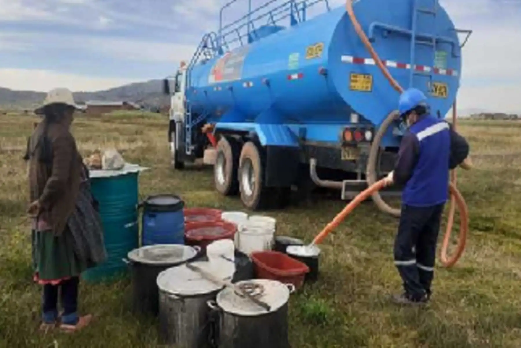 El Ejecutivo prorrogó el estado de emergencia por peligro inminente ante la contaminación de agua para consumo humano, en los distritos de Coata, Huata y Capachica de la provincia de Puno y en los distritos de Caracoto y Juliaca de la provincia de San Román, del departamento de Puno. ANDINA/Archivo