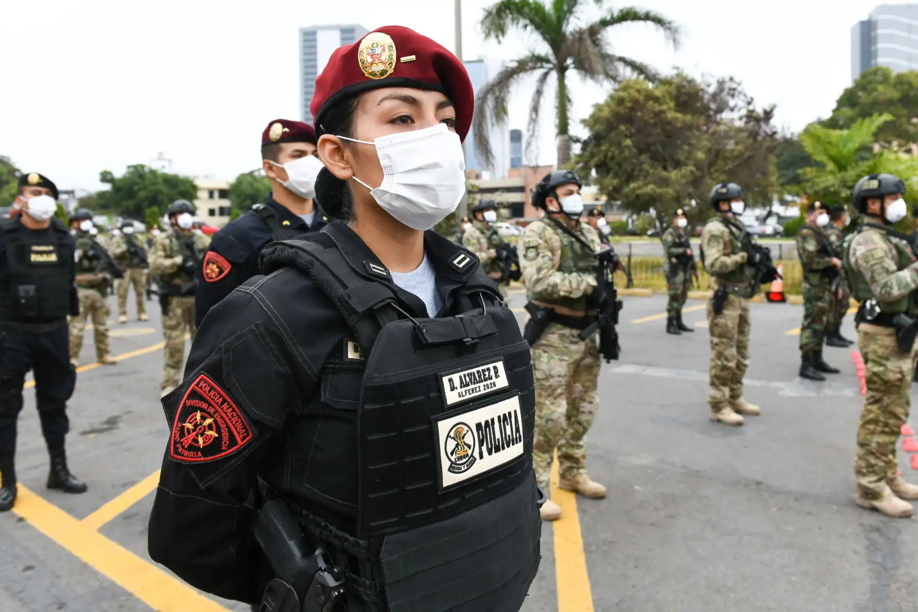 Agentes de Policía Nacional, se recuperaron luego de atención recibida en hospitales PNP Luis N. Sáenz, Augusto B. Leguía, la Clínica Geriátrica San José y otros centros autorizados. A la fecha, 5 721 efectivos se reincorporaron tras vencer al COVID-19. Foto:ANDINA/@MininterPeru.