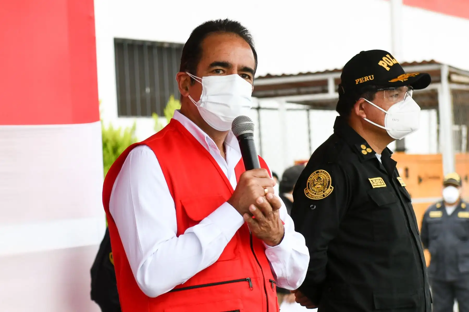 Agentes de Policía Nacional, se recuperaron luego de atención recibida en hospitales PNP Luis N. Sáenz, Augusto B. Leguía, la Clínica Geriátrica San José y otros centros autorizados. A la fecha, 5 721 efectivos se reincorporaron tras vencer al COVID-19. Foto:ANDINA/@MininterPeru.
