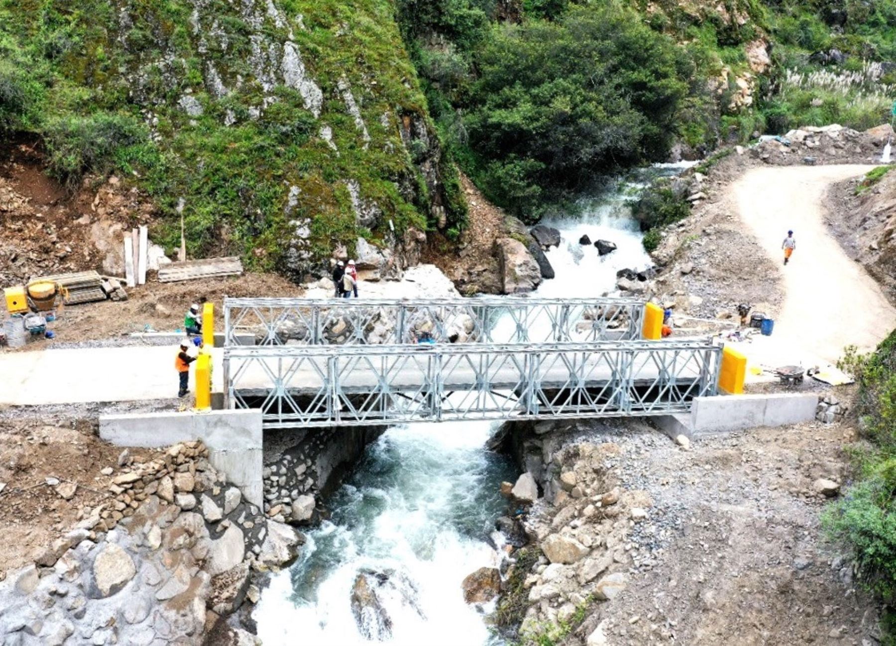MTC prioriza la ejecución de 15 nuevos puentes modulares en la región Áncash.