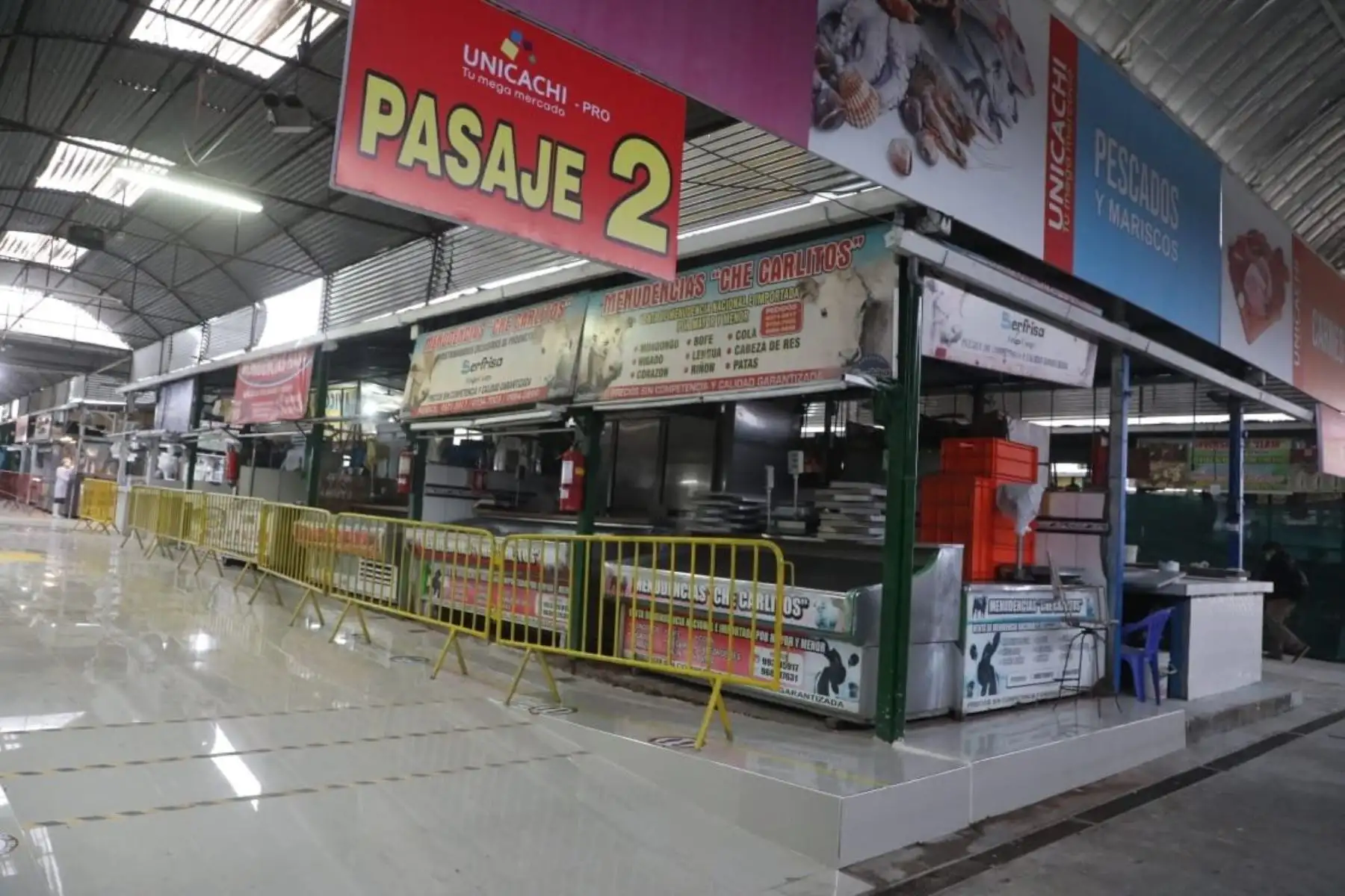 Produce anuncia la reapertura del mercado San Pedro de Unicachi que concentra a más de 100 comerciantes cumpliendo con las disposiciones de orden, limpieza, seguridad y salubridad, para evitar al coronavirus.
Foto:PRODUCE
