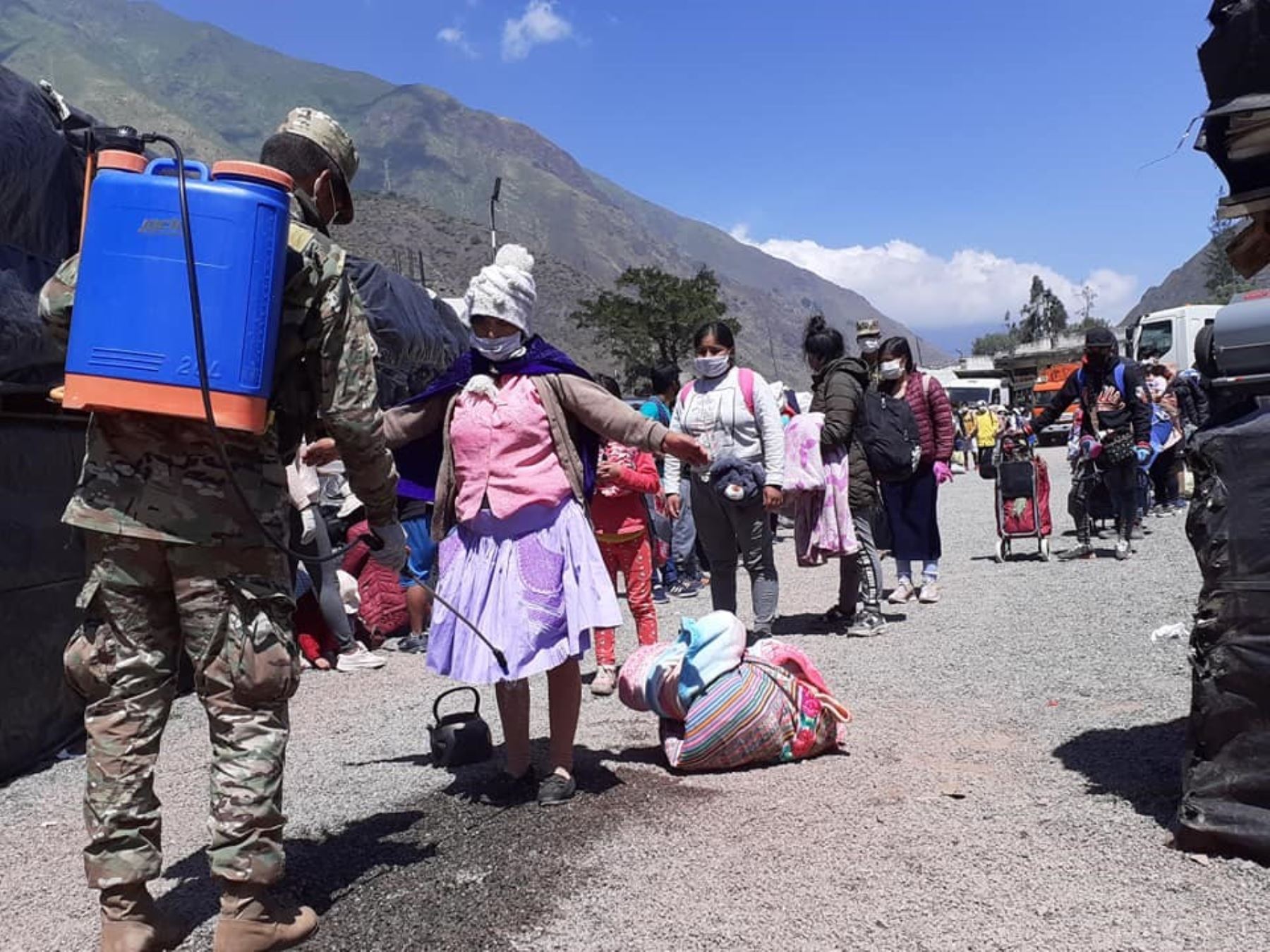 Huancavelica atribuye a los miles de retornantes el incremento de los casos positivos de coronavirus (covid-19) en la región. Foto: Pedro Tinoco