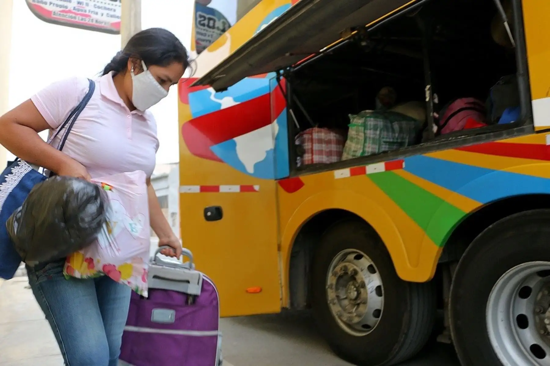 Centenares de peruanos se han beneficiado con traslados humanitarios durante la pandemia del covid-19.ANDINA/Difusión