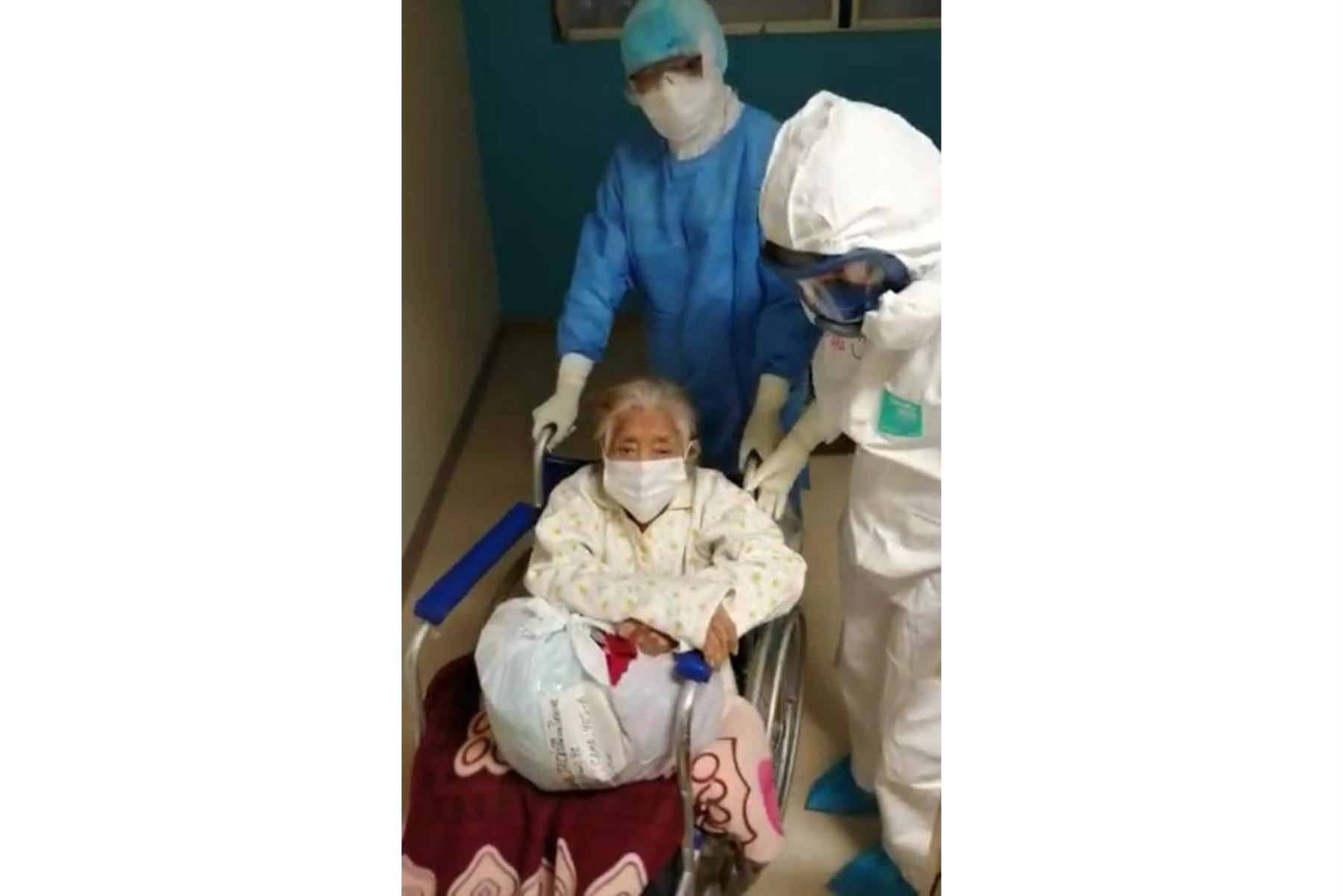 La paciente estuvo cinco días en estado crítico. Poco a poco requería menos oxígeno hasta que se le retiró del todo y se le dio de alta. Foto: ANDINA/Difusión
