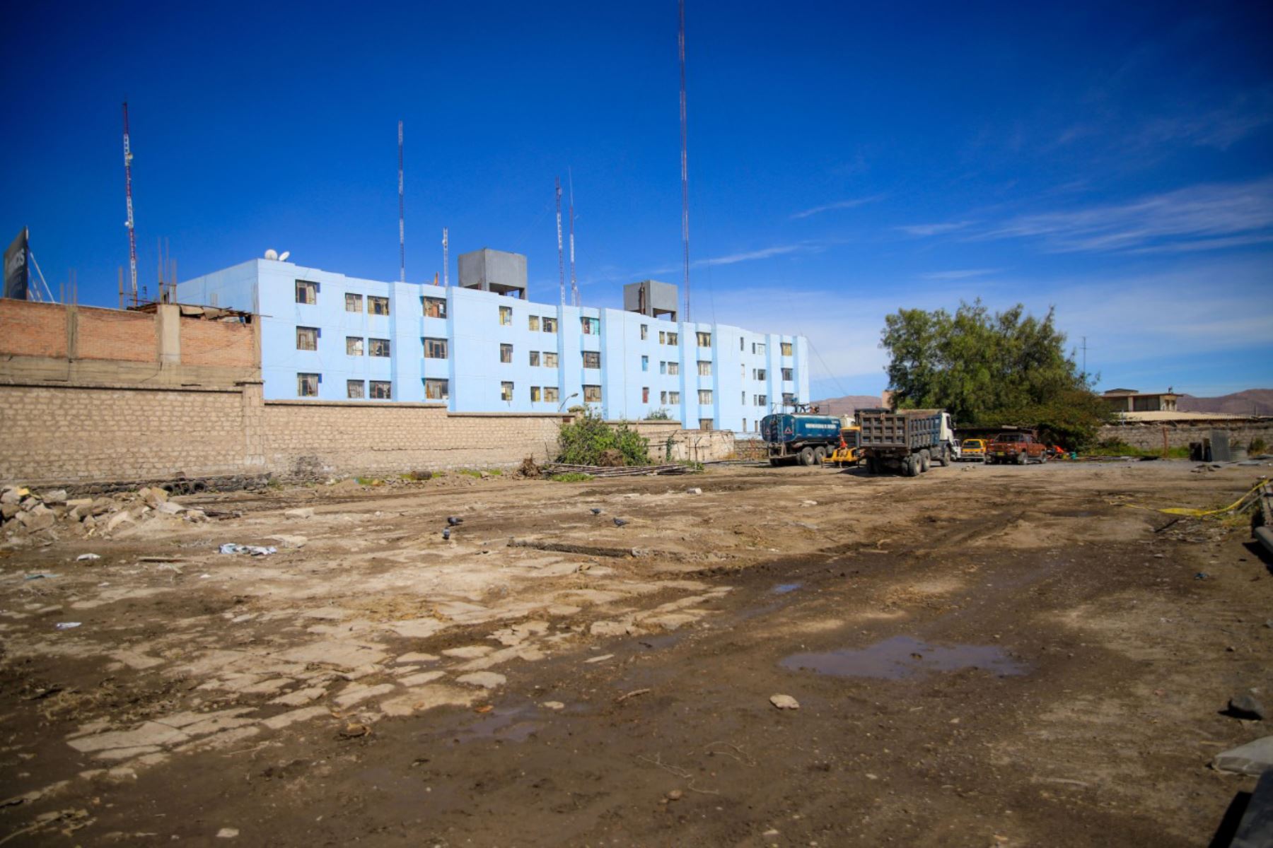 Acondicionan terreno para instalar hospital temporal para pacientes covid-19 en la región Arequipa. Foto: Difusión