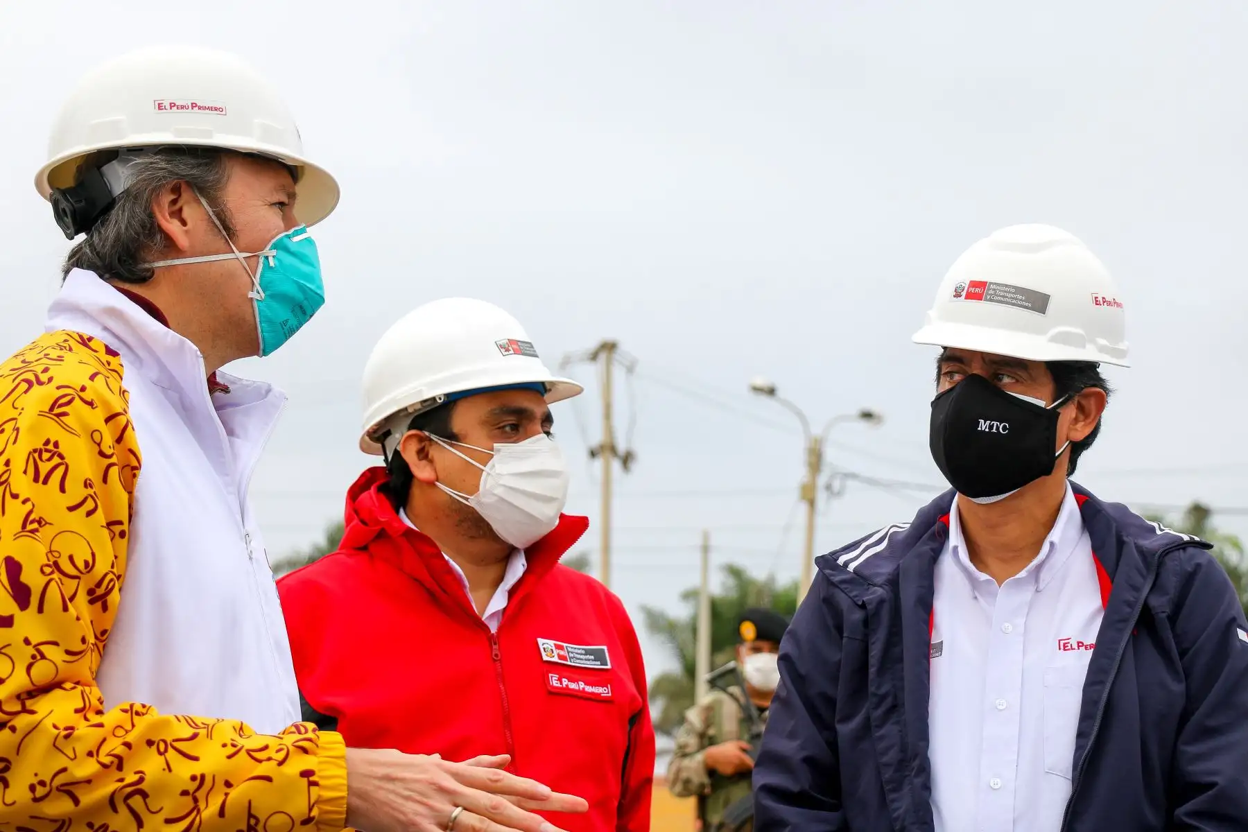 Ministro de Transportes Carlos Lozada estuvo acompañado del viceministro Carlos Estremadoyro, el Director Ejecutivo del proyecto Lima 2019, el Vice Gobernador de la Región Lima, y el alcalde Segundo Díaz. Foto: ANDINA/MTC