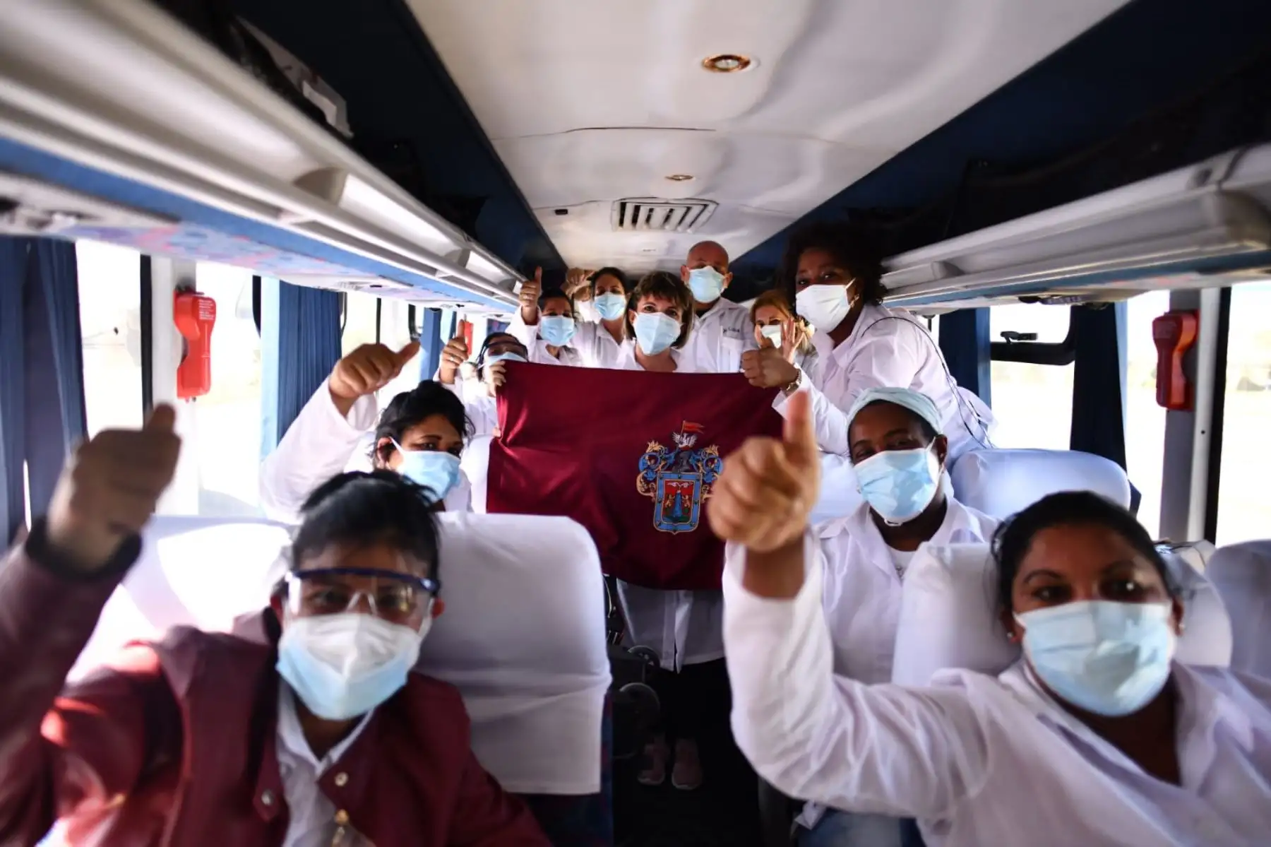 Son 26 médicos que estarán en suelo arequipeño durante 90 días. El equipo está conformado por enfermeras,  médicos con especialidades en epidemiología, intensivistas, internistas, entre otros. Foto: ANDINA/Difusión