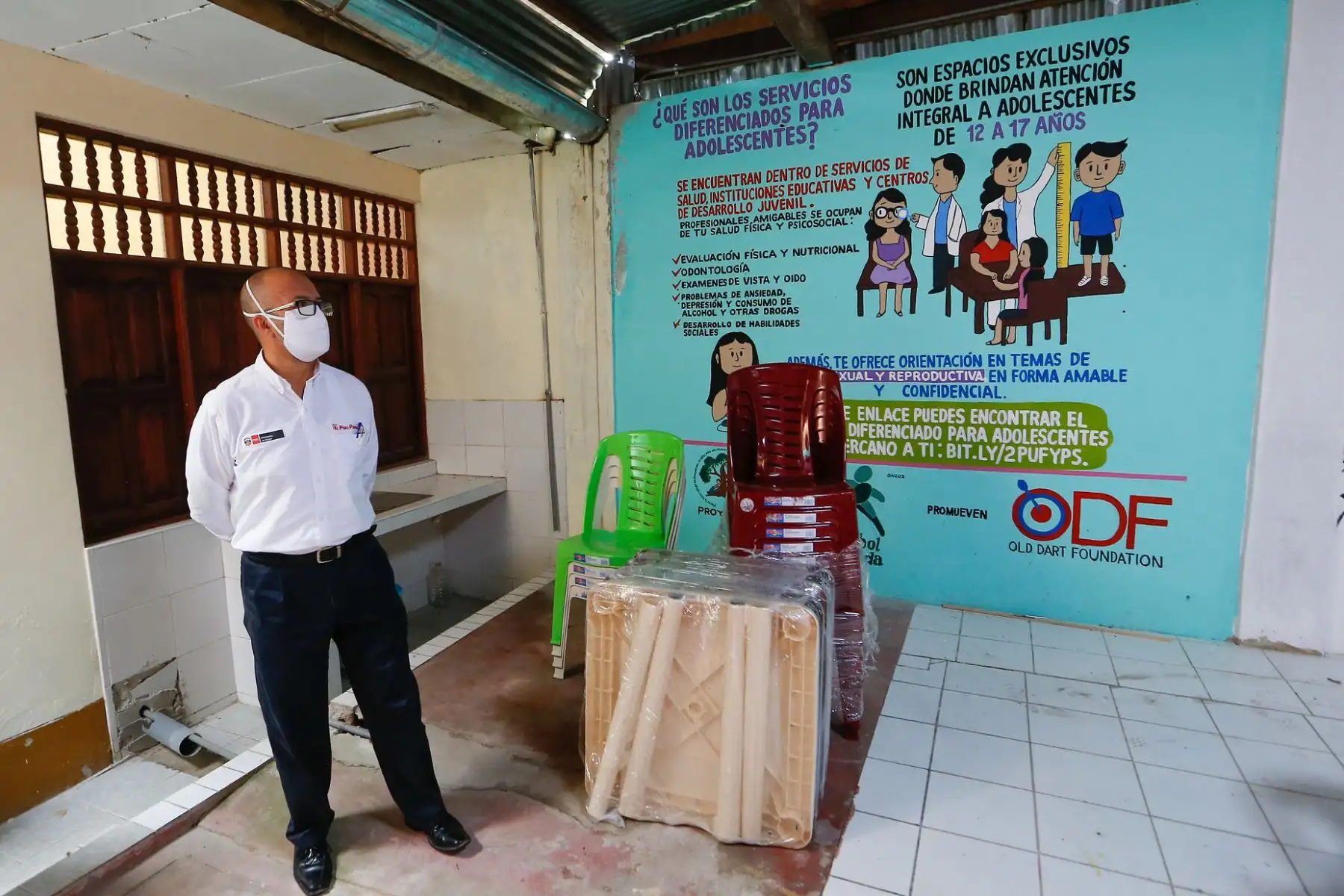 El ministro de Salud Víctor Zamora realizó una visita al Centro de Salud de Servicios Diferenciados para Adolescentes América.

Foto: MINSA
