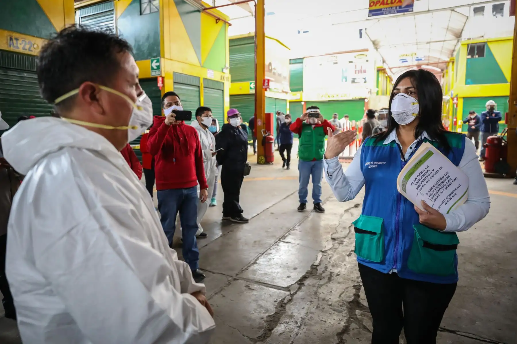 Municipalidad de Lima y el Ministerio de la Producción  inspeccionan galerías de Mercado Central, Mesa Redonda y Las Malvinas.
Foto: Municipalidad de Lima