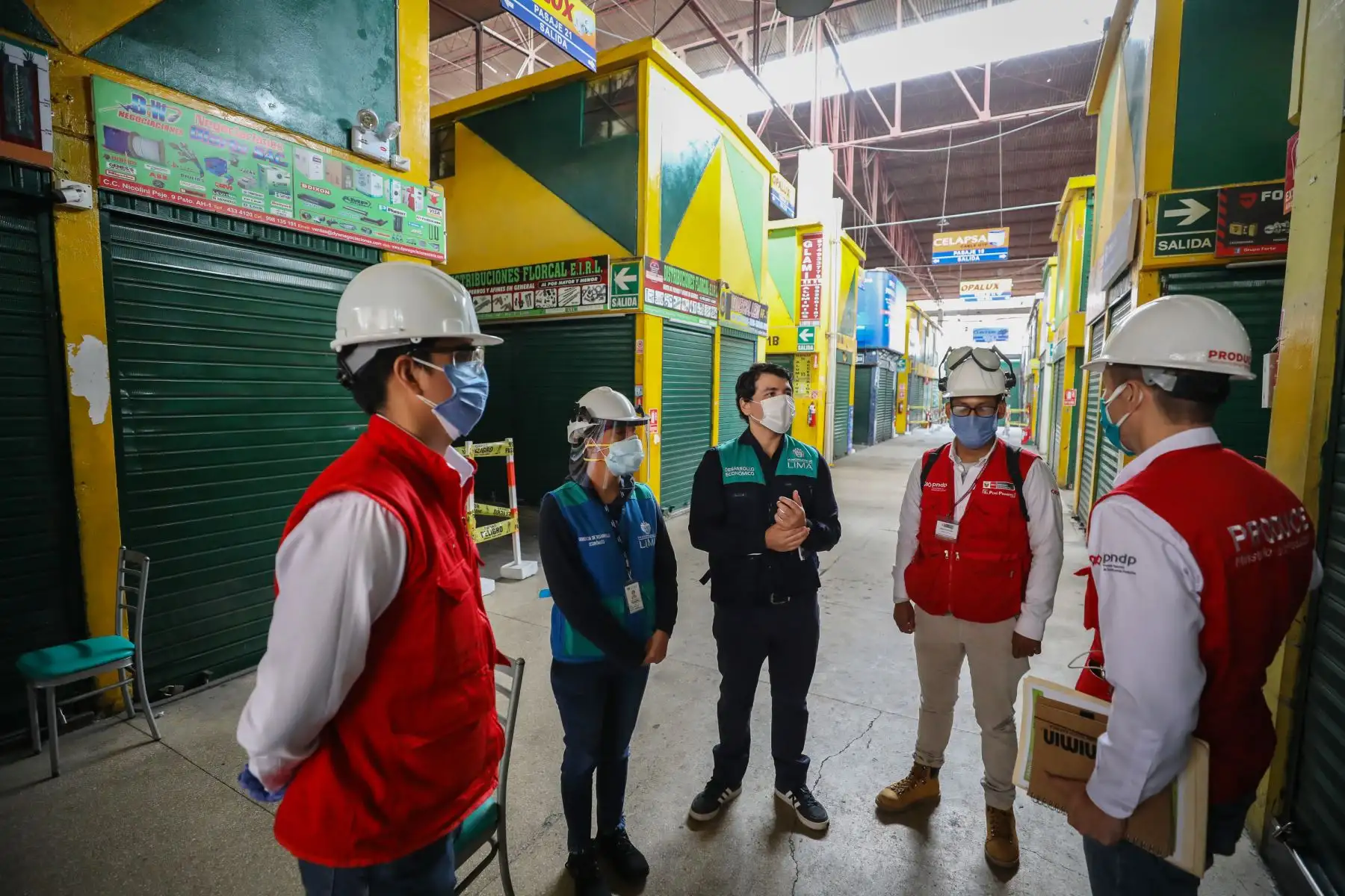 Municipalidad de Lima y el Ministerio de la Producción  inspeccionan galerías de Mercado Central, Mesa Redonda y Las Malvinas.
Foto: Municipalidad de Lima