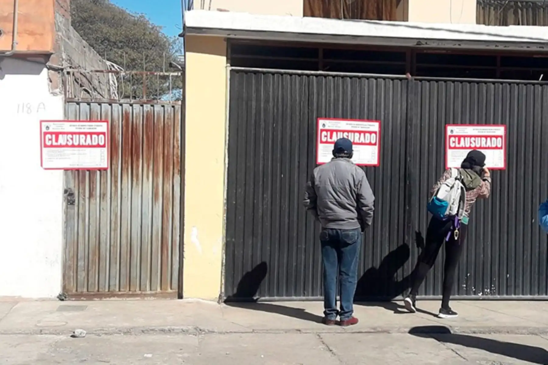 Vivienda del distrito de Mariano Melgar, en Aequipa, fue clausurado por las autoridades por comercializar oxígeno sin contar con autorizaciones.