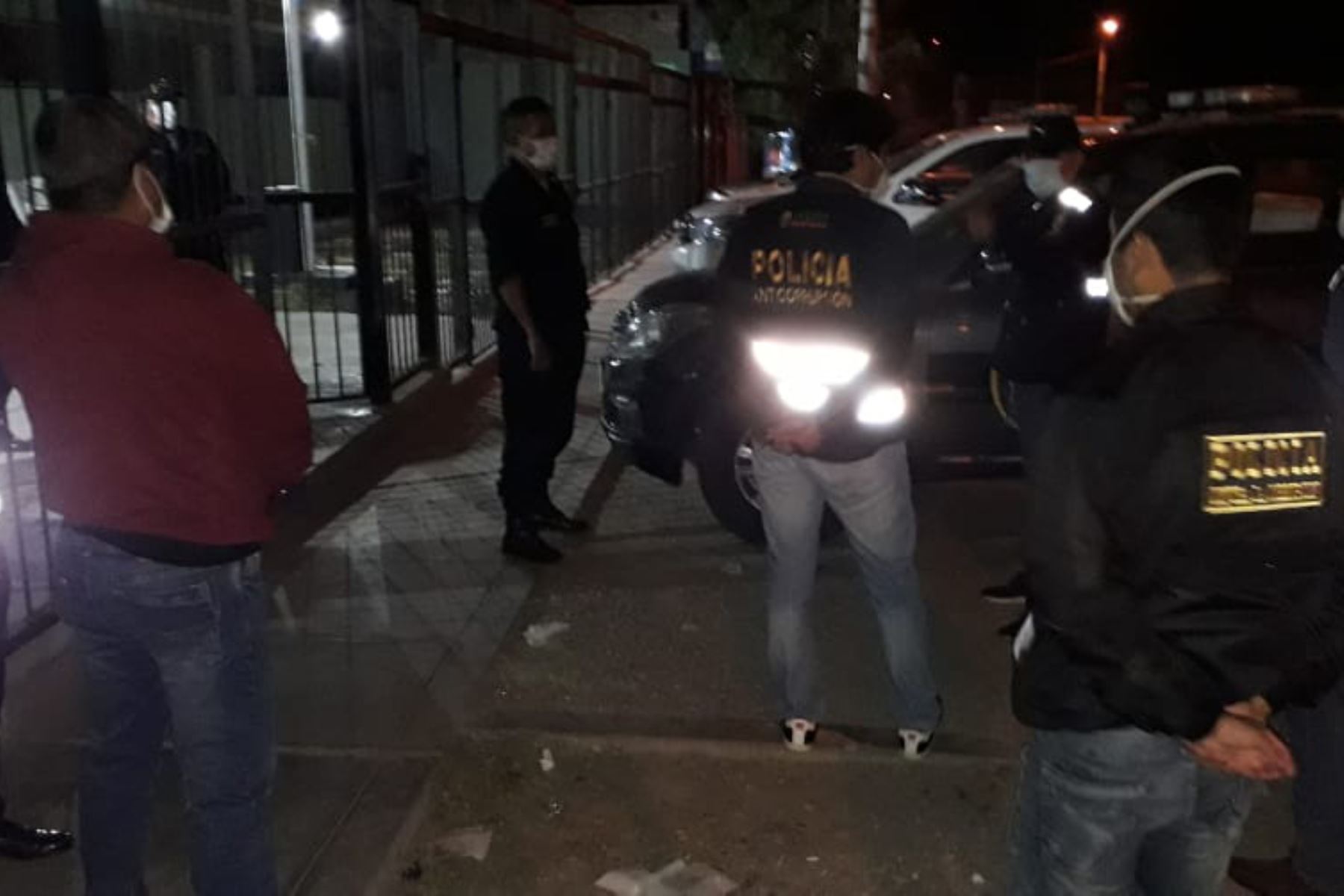 Policía que habría solicitado coima a detenidos en la provincia de Trujillo deberá purgar 18 meses de prisión preventiva. Foto: Difusión