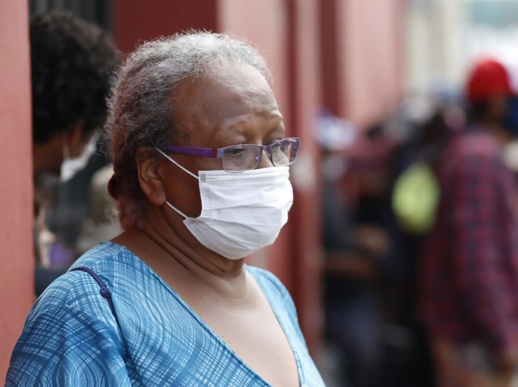 La cuarentena ha generado que los adultos mayores presenten cuadros de depresión. Foto: Sisol Salud