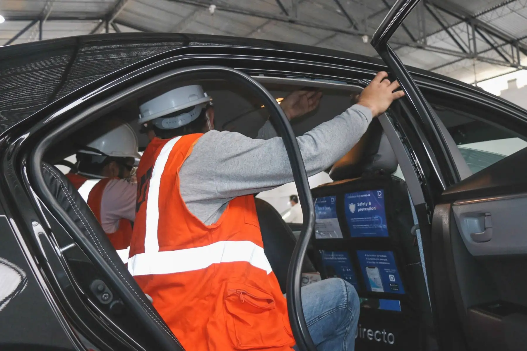 El ministro de Transportes y Comunicaciones, Carlos Lozada, presentó las medidas que deben cumplir los conductores y usuarios de taxis. 

Foto: MTC