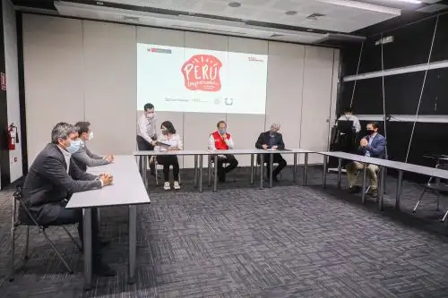 Campaña “Perú Imparable”.