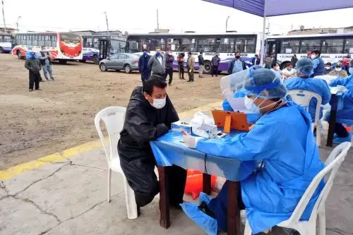Un total de 14 provincias han salido del nivel de riesgo sanitario extremo por covid-19. Foto: ANDINA/Difusión