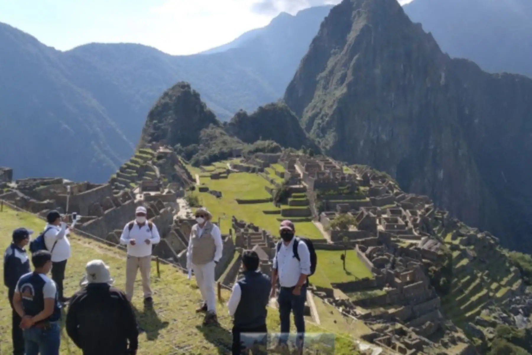 El Ministerio de Cultura estableció en 2,244 el número máximo de visitantes que podrá recibir al día la ciudadela de Machu Picchu. ANDINA/Difusión