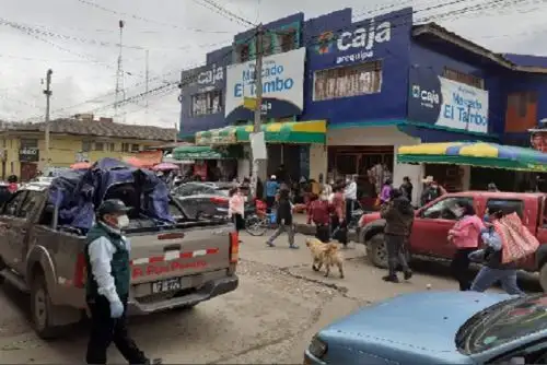 Los especialistas de la ANA recorren las zonas más alejadas del país para instruir en castellano y quechua sobre la importancia de un correcto lavado de manos; la correcta manipulación, limpieza y preparación de alimentos; entre otras recomendaciones.
