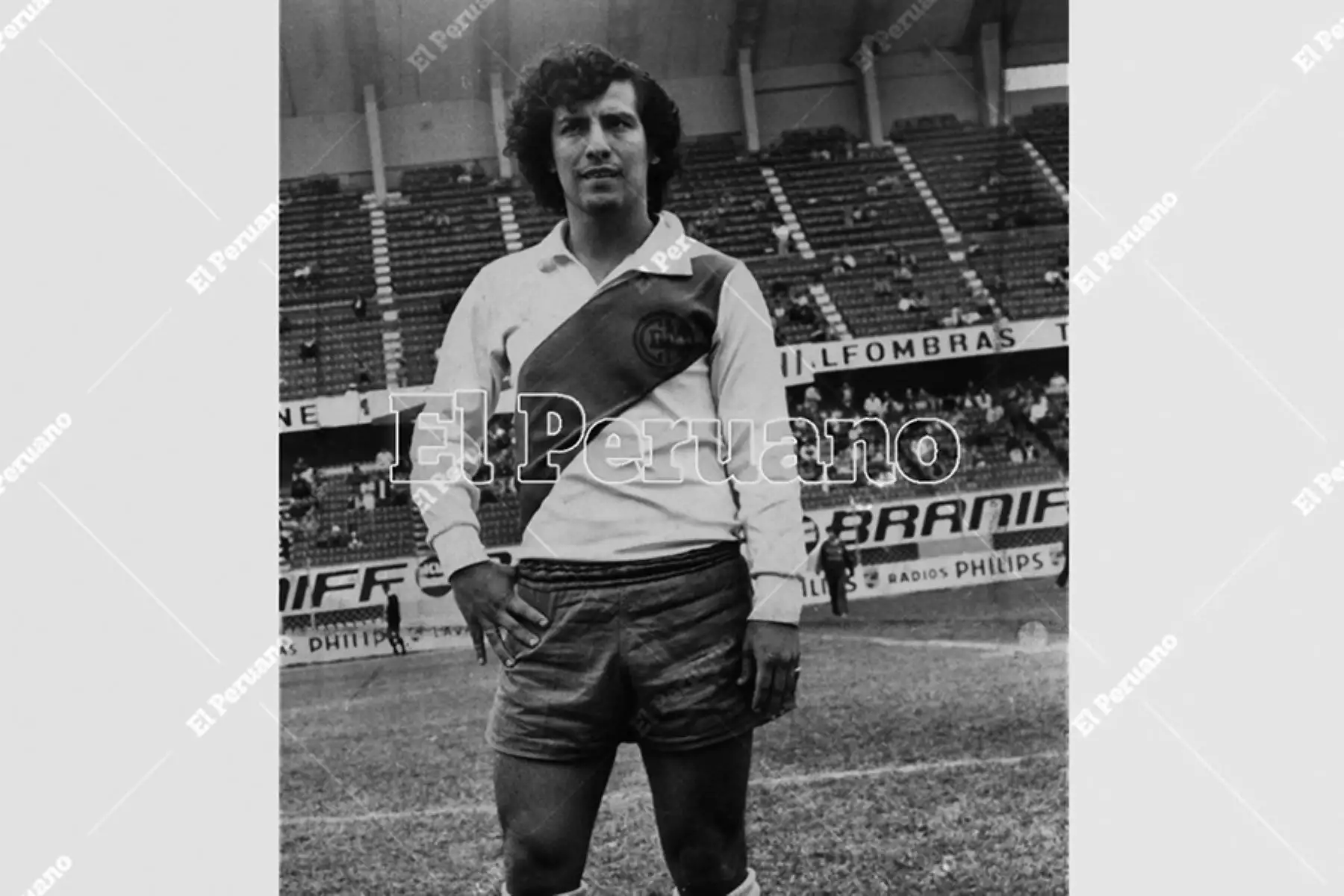 Lima - 1973 / César Cueto con la camiseta del Club Deportivo Municipal. 
Foto: Archivo Histórico de El Peruano