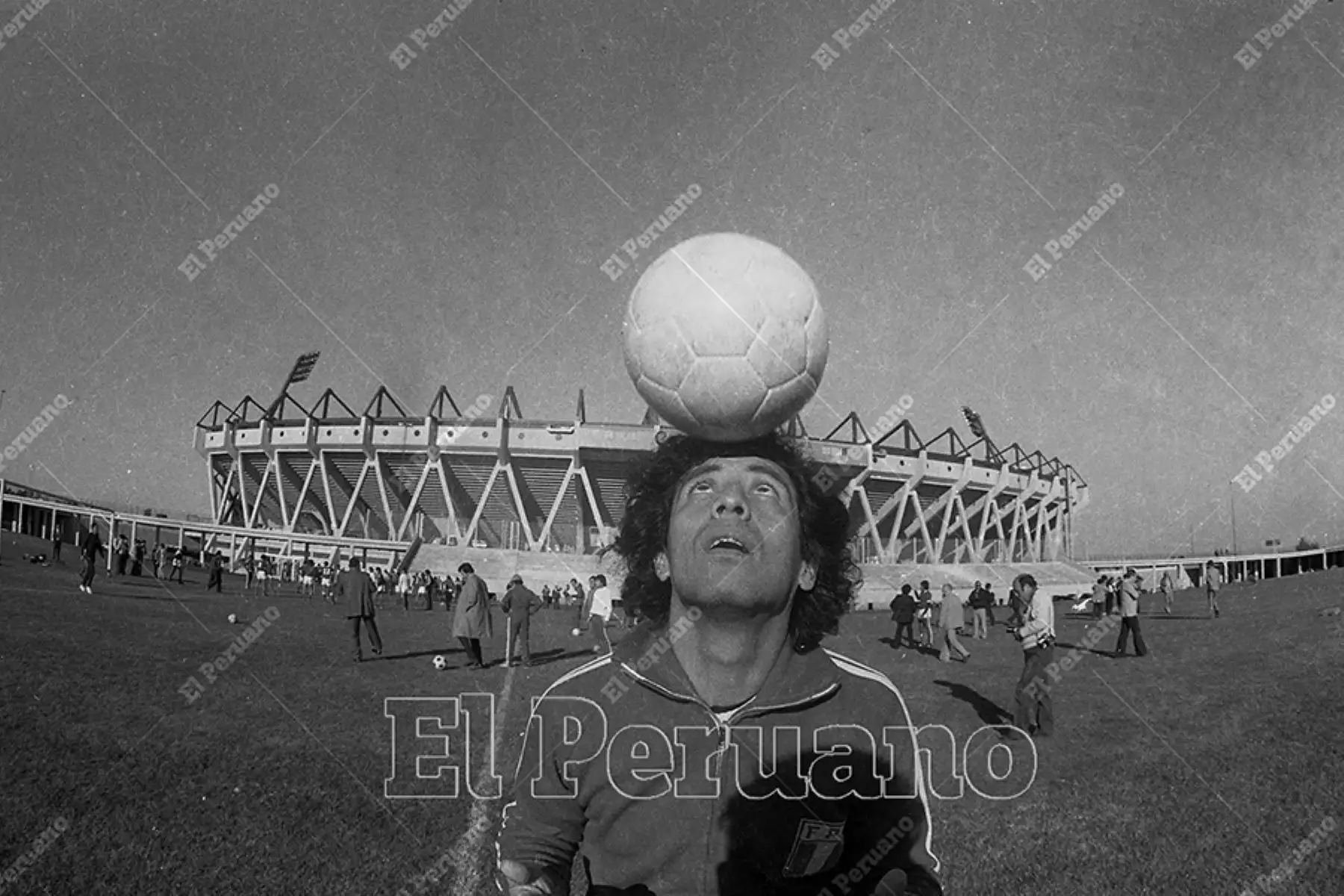 Córdoba, Argentina - 12 junio 1978 / César Cueto volante de la selección peruana de fútbol que se prepara la segunda fase del Mundial Argentina 78. Foto: Archivo Histórico de El Peruano / Rolando Ángeles