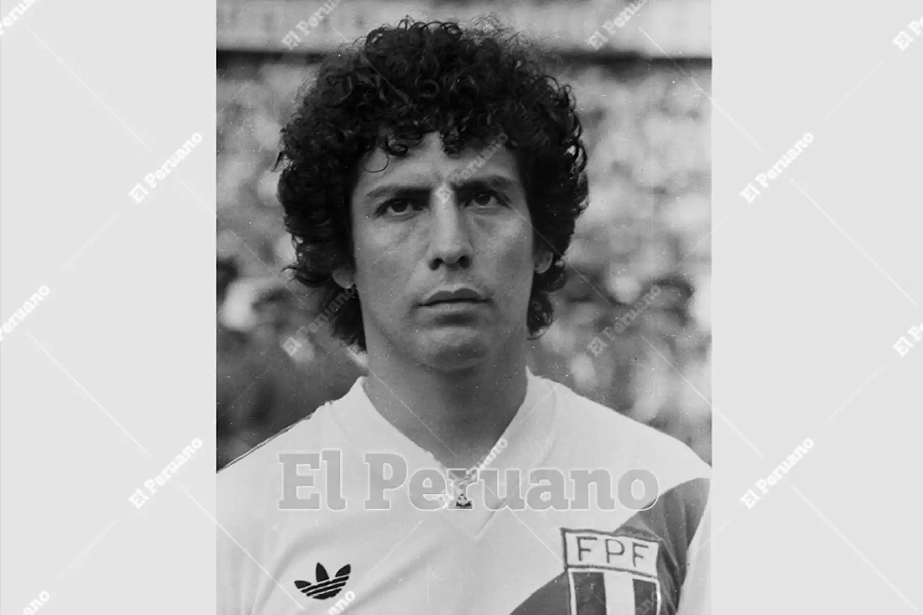 Lima - 16 agosto 1981 / El volante César Cueto antes del partido entre la selección peruana de fútbol y su similar de Colombia por el Grupo 2 por las eliminatorias para el Mundial  España 82. 
Foto: Archivo Histórico de El Peruano / Oswaldo Sánchez