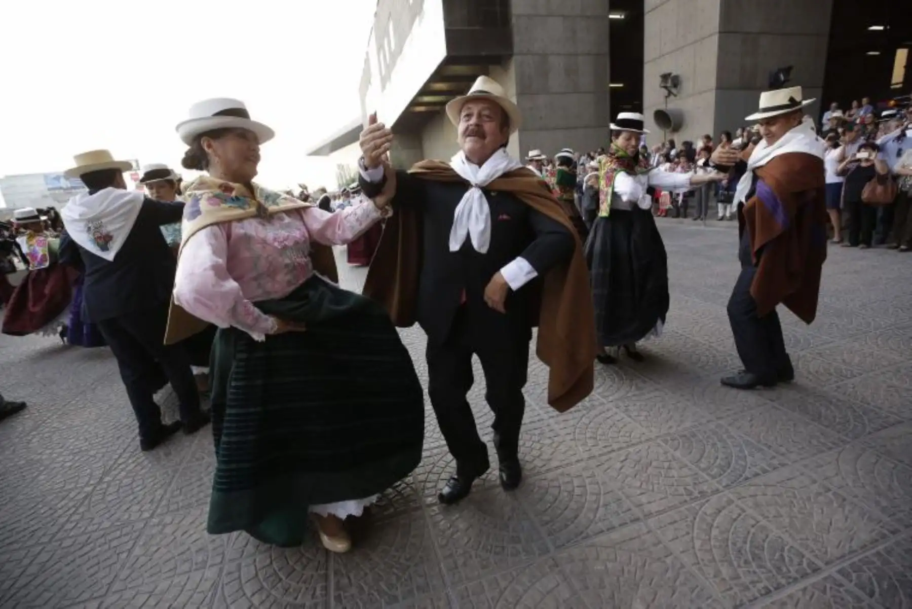 Ministerio de Cultura: Más de 10 mil artistas se beneficiarán con subsidios.