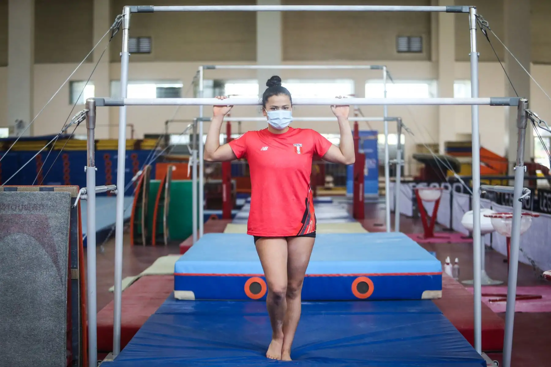 Después de 93 días de aislamiento social decretado por el Gobierno como medida preventiva para enfrentar la pandemia del covid-19, la selección peruana de Gimnasia, con Ariana Orrego, embajadora de Lima 2019  inicia los entrenamientos de preparación para el torneo internacional.
Foto: ANDINA/Jhonel Rodríguez Robles