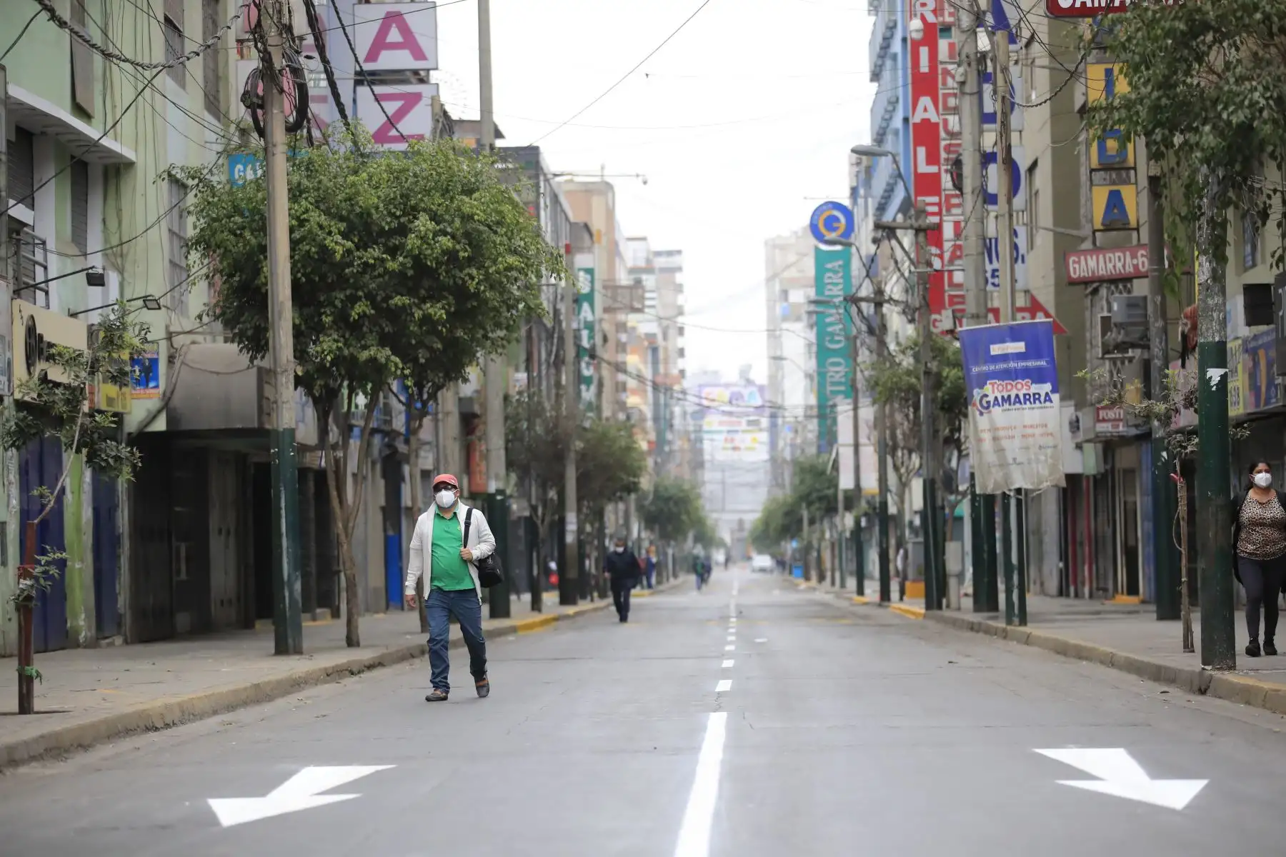 Debido a las restricciones decretadas por el gobierno, las actividades comerciales han sido suspendidas hasta que los protocolos de seguridad estén implementados en su totalidad. 

Foto: ANDINA / Juan Carlos Guzmán Negrini