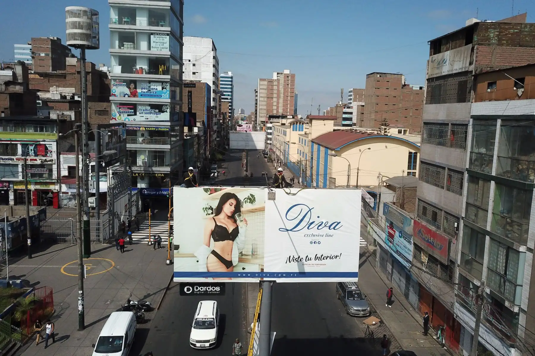 Vista panorámica del emporio comercial de Gamarra durante el estado de emergencia decretado por el gobierno debido a la situación de pandemia por el covid-19 que vive el Perú.

Foto: ANDINA / Juan Carlos Guzmán Negrini